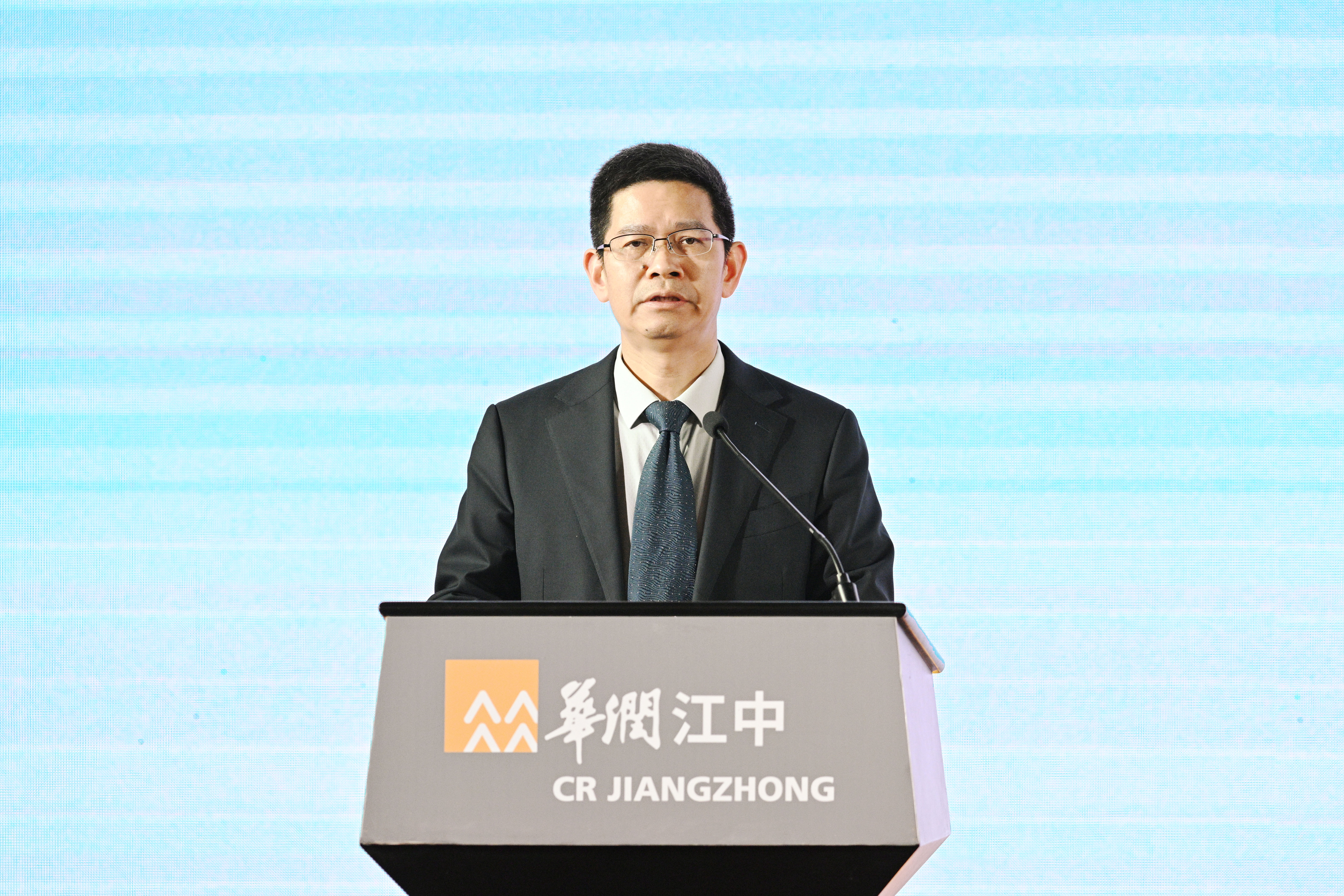 为权董 定照jpg 为权董 定照jpg.jpg