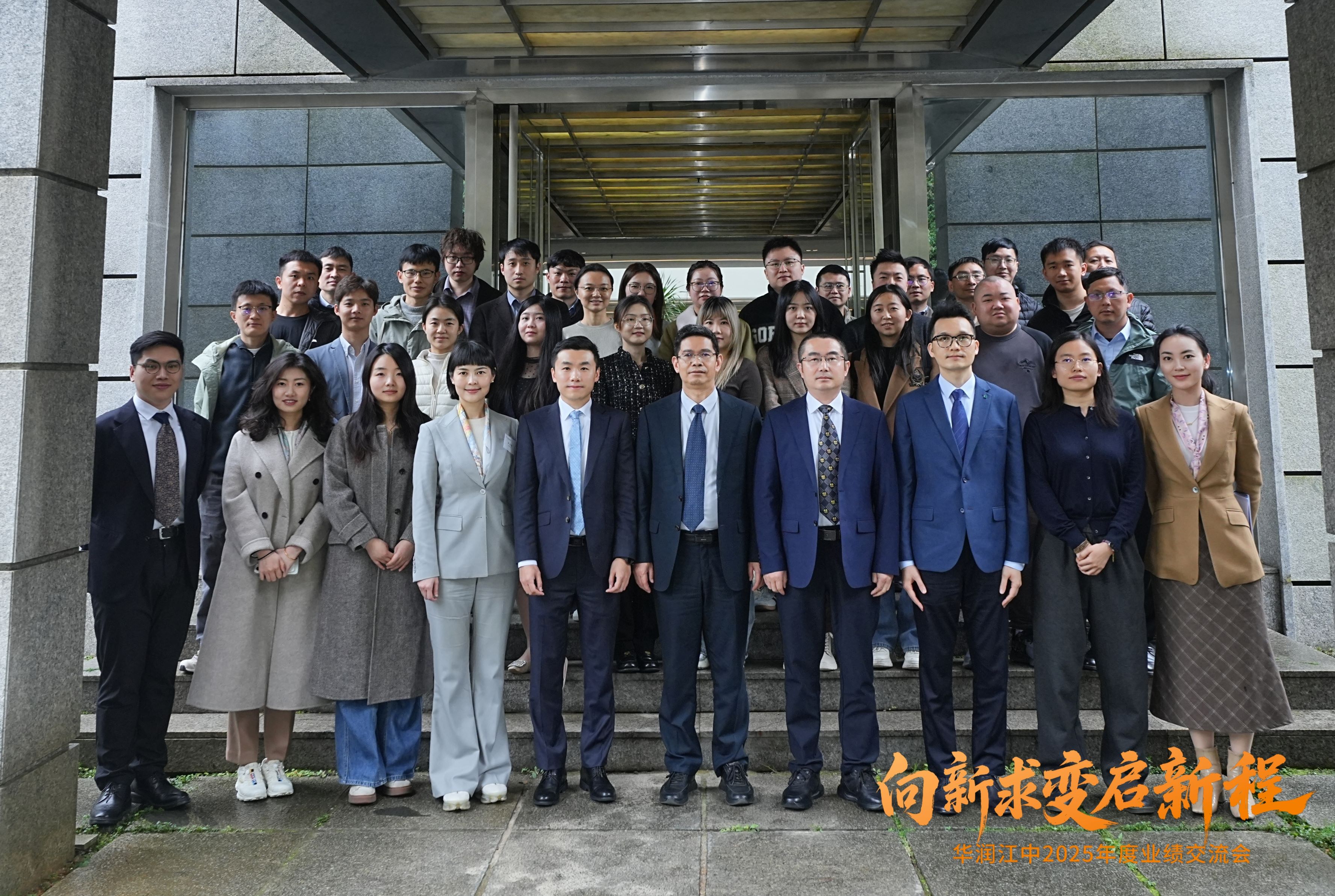 小图 4 小图 4.jpg